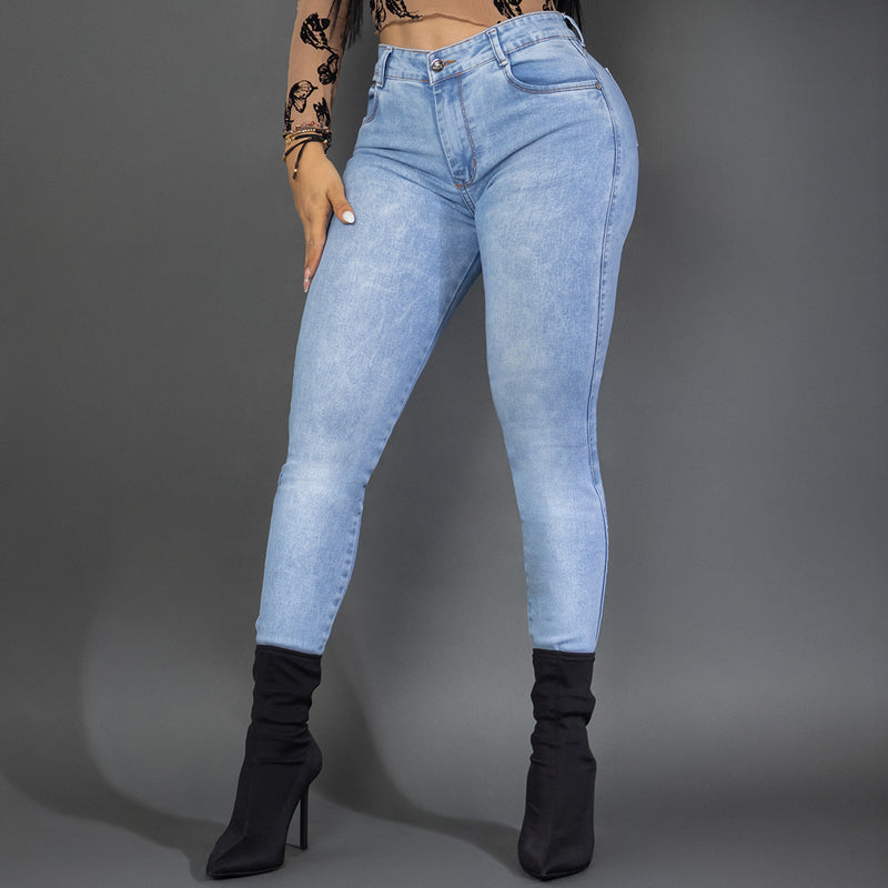 Sky Lift Jean — Marca T